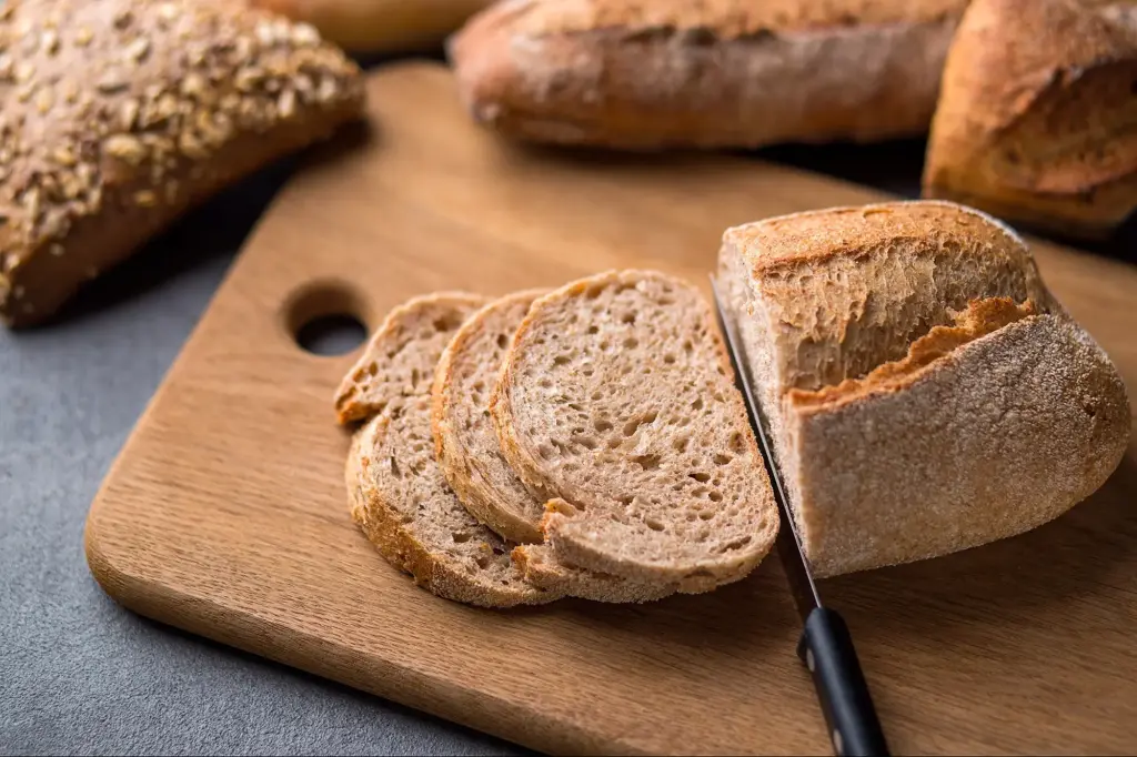 LCHF Rezept - Klassiker-Brot mit Goldleinsamen